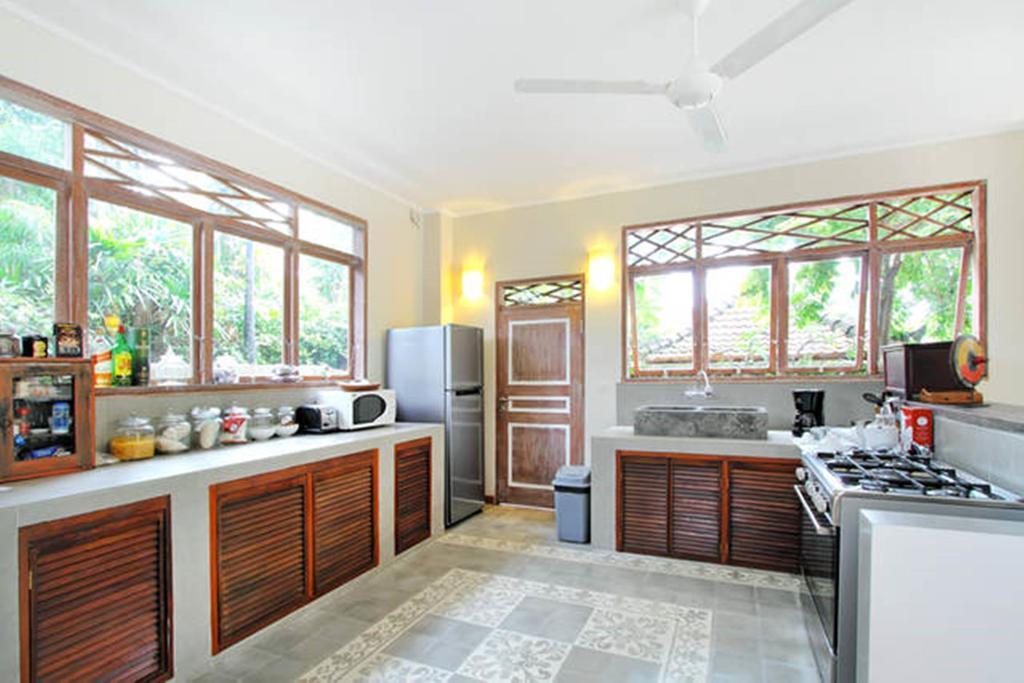 Villa Varuna Legian Oda fotoğraf