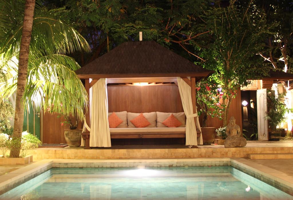 Villa Varuna Legian Dış mekan fotoğraf