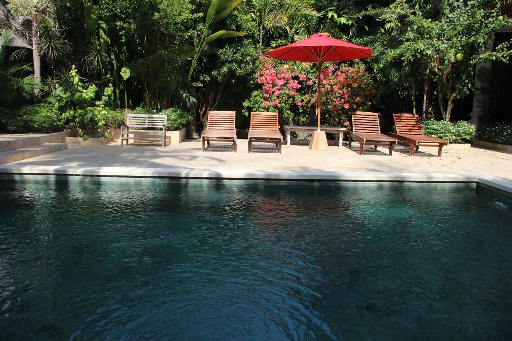 Villa Varuna Legian Dış mekan fotoğraf